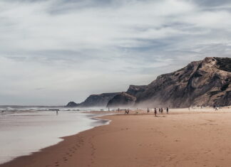 Le migliori spiagge da visitare in Portogallo la prossima estate spiagge portogallo
